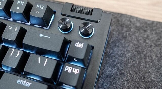 Review Razer BlackWidow v4 75% : Chiếc bàn phím custom dành cho game thủ