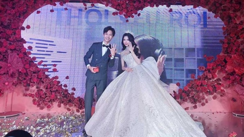 Đám cưới MC Mai Dora và BLV Văn Tùng có gì hấp dẫn?