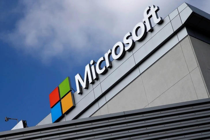 Microsoft trở thành công ty 3.000 tỷ USD thứ hai trên thế giới