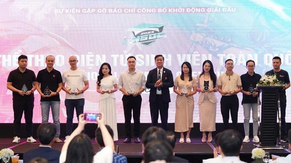 Sôi động các game Moba, FPS khởi tranh giải đấu hàng ngàn đô la - Thể thao điện tử Việt Nam ngày một phát triển