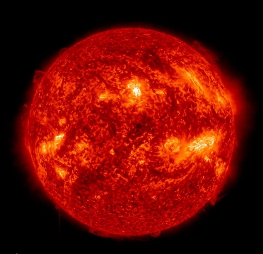 NASA tuyên bố xuất hiện đợt phun trào từ Mặt trời siêu cấp, liệu Trái đất có ảnh hưởng?