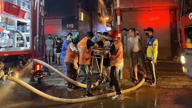 Hà Nội: Cháy lớn tại nhà trọ, 14 người tử vong, nhiều người bị thương nặng
