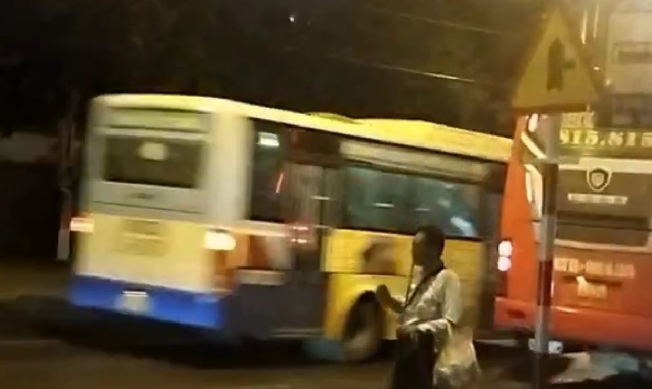 Thực trạng ‘bỏ quên’ hành khách khiếm thị của xe buýt ở tỉnh Đắk Lắk