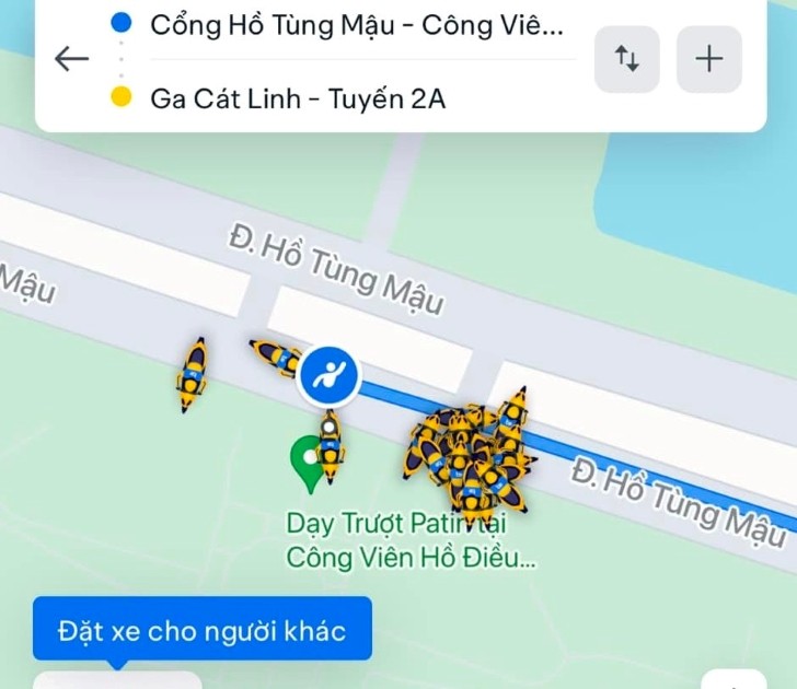 Tài xế xe ôm công nghệ chia phe phái, hẹn nhau thanh toán tại Hà Nội
