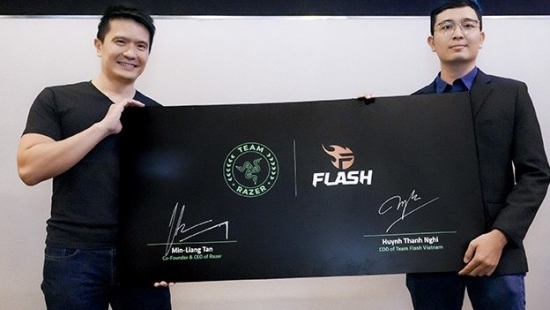 Team Razer củng cố đội hình esports với Team Flash Việt Nam