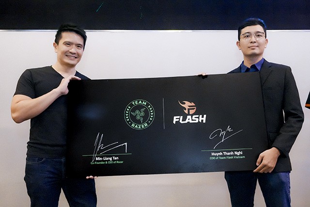 Team Razer củng cố đội hình esports với Team Flash Việt Nam