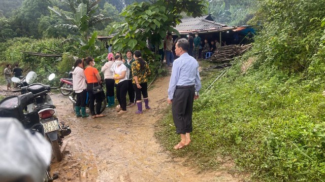 Bắc Kạn: Hai bà cháu đột nhiên đau đầu, nôn mửa rồi tử vong không rõ nguyên nhân