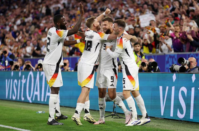"Cổ xe tăng" Đức mở màn bằng chiến thắng đậm 5 - 1 tại Euro 2024