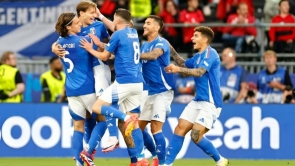 Nhà vua Italia gặp khó, thắng nhọc Albania trận ra quân Euro 2024 ngày 16-06