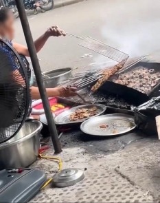 Quán bún chả nổi tiếng Hà Nội dùng nước than, nước rửa chén 