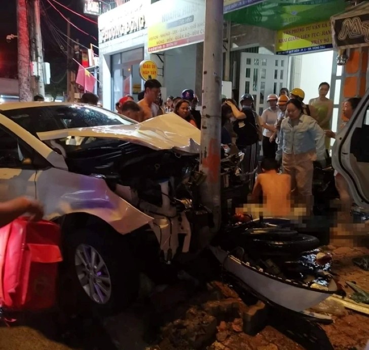Vũng Tàu: Ô tô do người phụ nữ cầm lái tông liên hoàn nhiều xe khiến 2 người tử vong