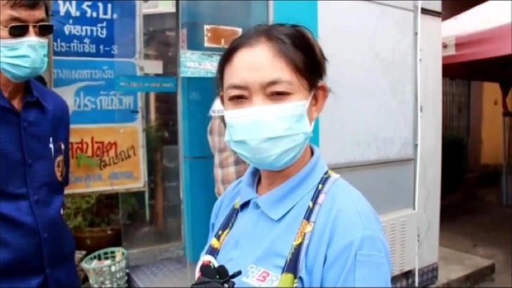 Thái Lan: Một nữ sinh đấm thủng cây ATM vì lý do khó đỡ