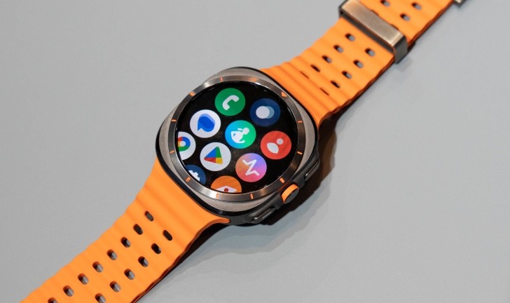 Trên tay bộ đôi Galaxy Watch 7 và Watch Ultra mới nhất của Samsung