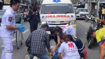 Đi du lịch Thái Lan, du khách Trung Quốc ngã xe tuktuk tử vong