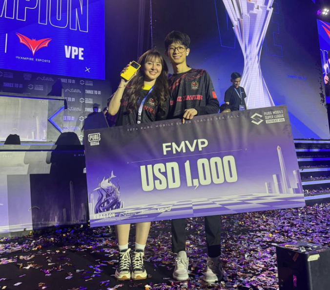 Tuyển thủ PUBG Mobile đạt FMVP nhờ có 'hậu phương' cổ vũ hết lòng