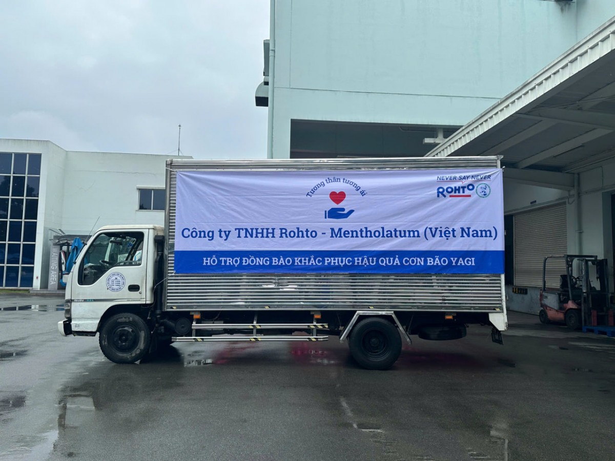 Công ty TNHH Rohto-Mentholatum Việt Nam đồng hành cùng đồng bào miền Bắc