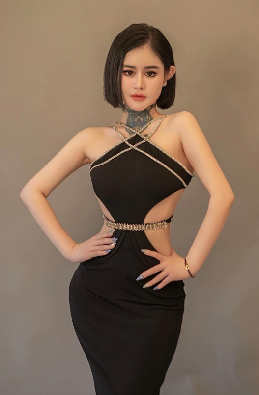 Hot girl từng 'hẹn cưới' Thông Soái Ca giờ ra sao?