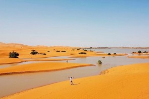 Chuyện lạ: Sa mạc Sahara bỗng ngập lụt sau hơn 50 năm