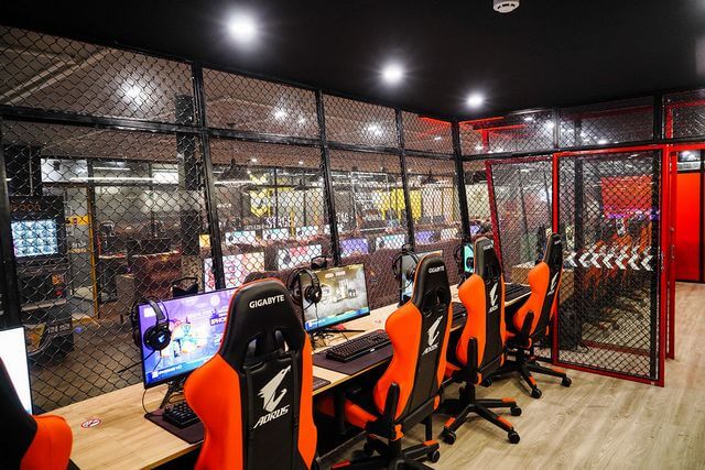 Khai trương phòng máy Cybercore Gaming Dragon 20 tỉ khủng nhất tại Sài Gòn