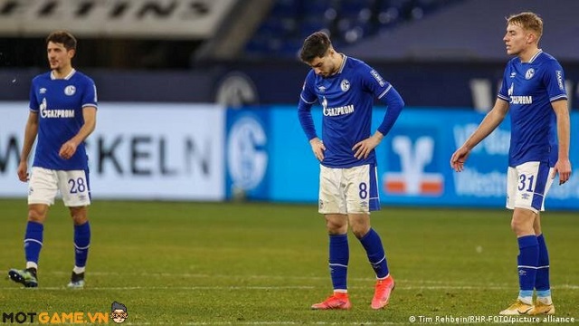 Schalke 04 có thể phải bán suất tại LEC để cắt lỗ cho nhà đầu tư!