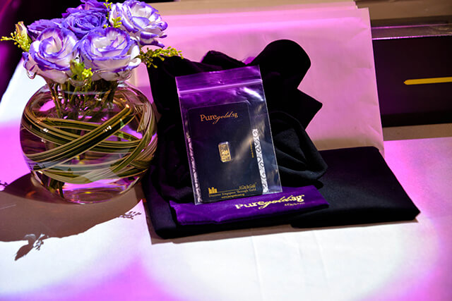 Ví MoMo chính thức trao thưởng Lắc Xì – Xe máy, điện thoại, vàng miếng trao tay chủ nhân