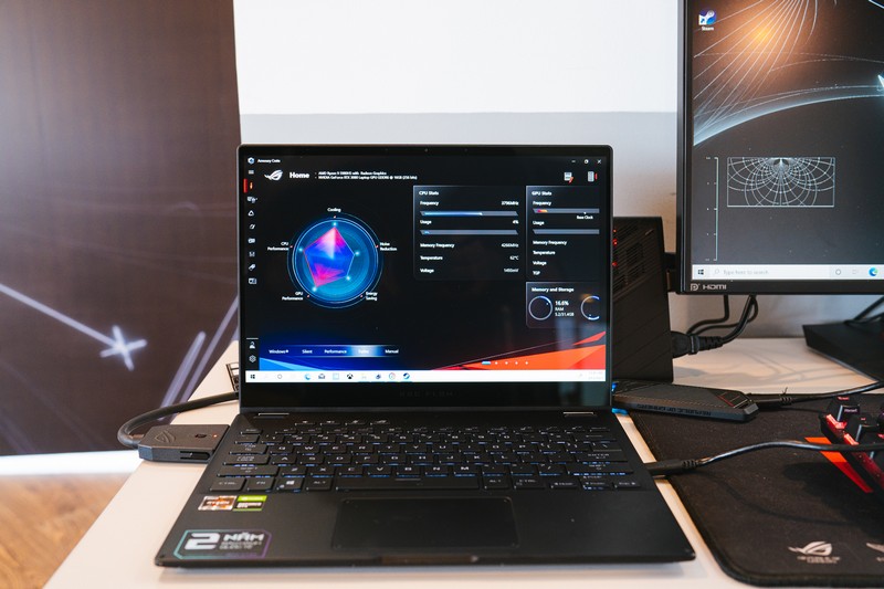 ASUS giới thiệu dòng Laptop Gaming ROG Flow X13 - Laptop 13-inch mạnh nhất thế giới!