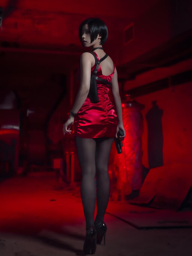 Mê hồn với cosplay Ada Wong bí ẩn và quyến rũ trong Resident Evil