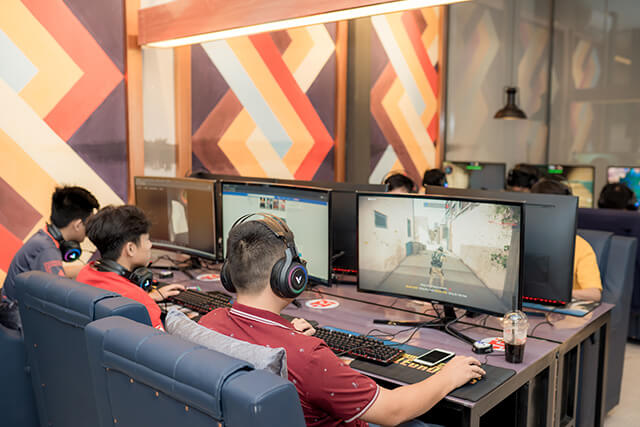 Zeus Gaming Lounge - iCafe cao cấp dành cho game thủ tại Quận Bình Thạnh