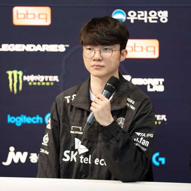 faker-chan-thuong.jpg