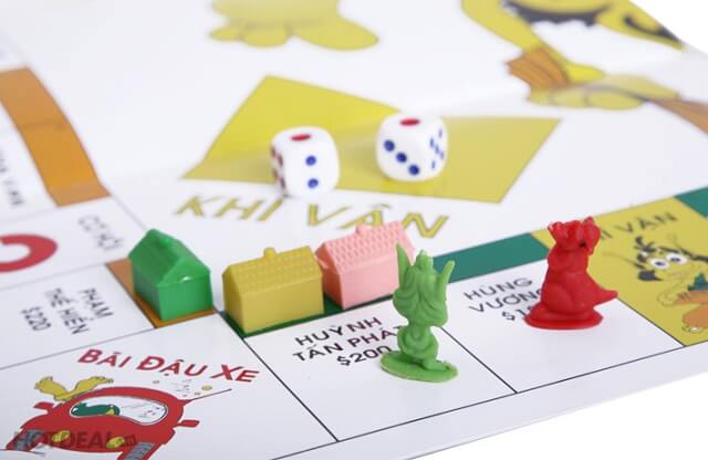 Board game Cờ tỉ phú (Monopoly) – Kỉ niệm ùa về trong những ngày mưa tháng tám
