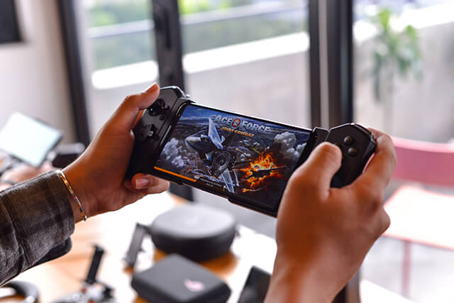 Asus ra mắt điện thoại chơi game ROG Phone 3 với nhiều cải tiến