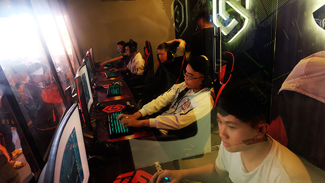 FFQ ‘truyền lửa’ cho game thủ Cần Thơ tại GG Gaming Center