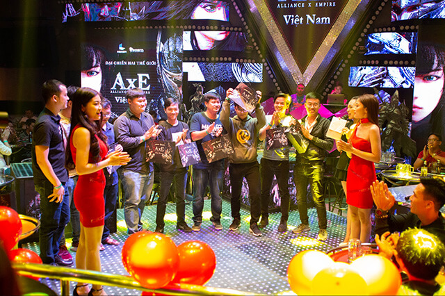 Game thủ AxE: Alliance x Empire “quẩy tung nóc” cùng Big Offline siêu hoành tráng tại Sài Gòn