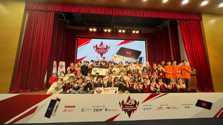 Nhìn lại chặng đường thành công của giải đấu ROG HIU Young League 2022